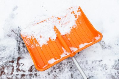 snow shovel